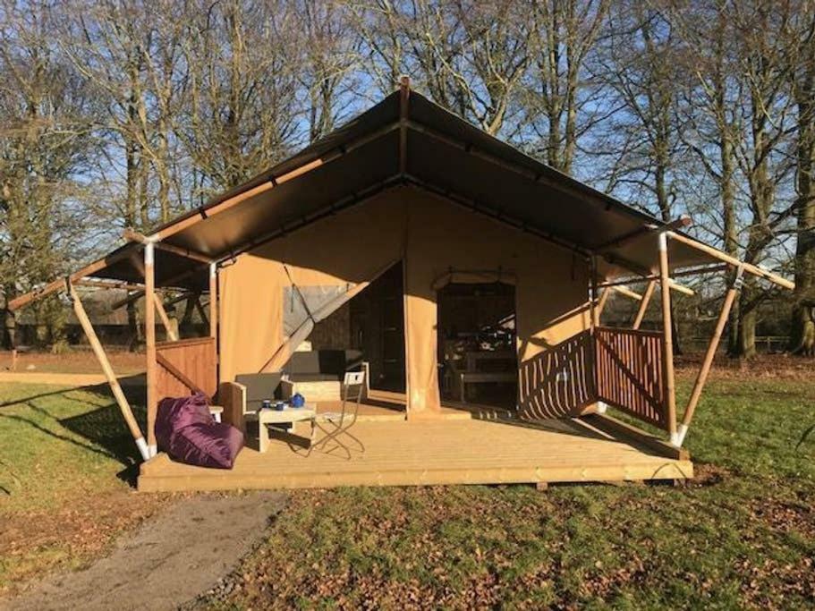 Lapwing Safari Tent Челтнъм Екстериор снимка