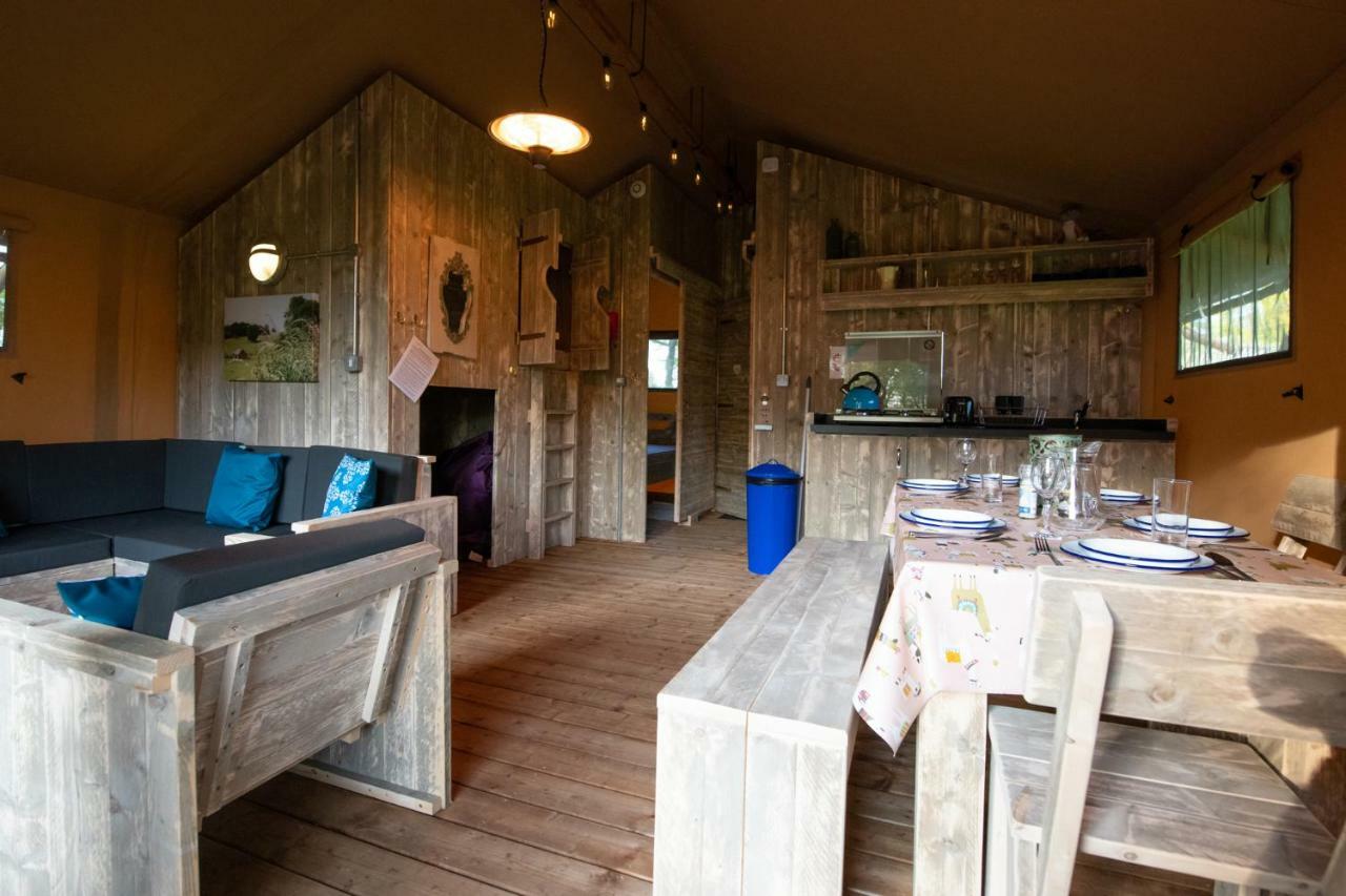 Lapwing Safari Tent Челтнъм Екстериор снимка